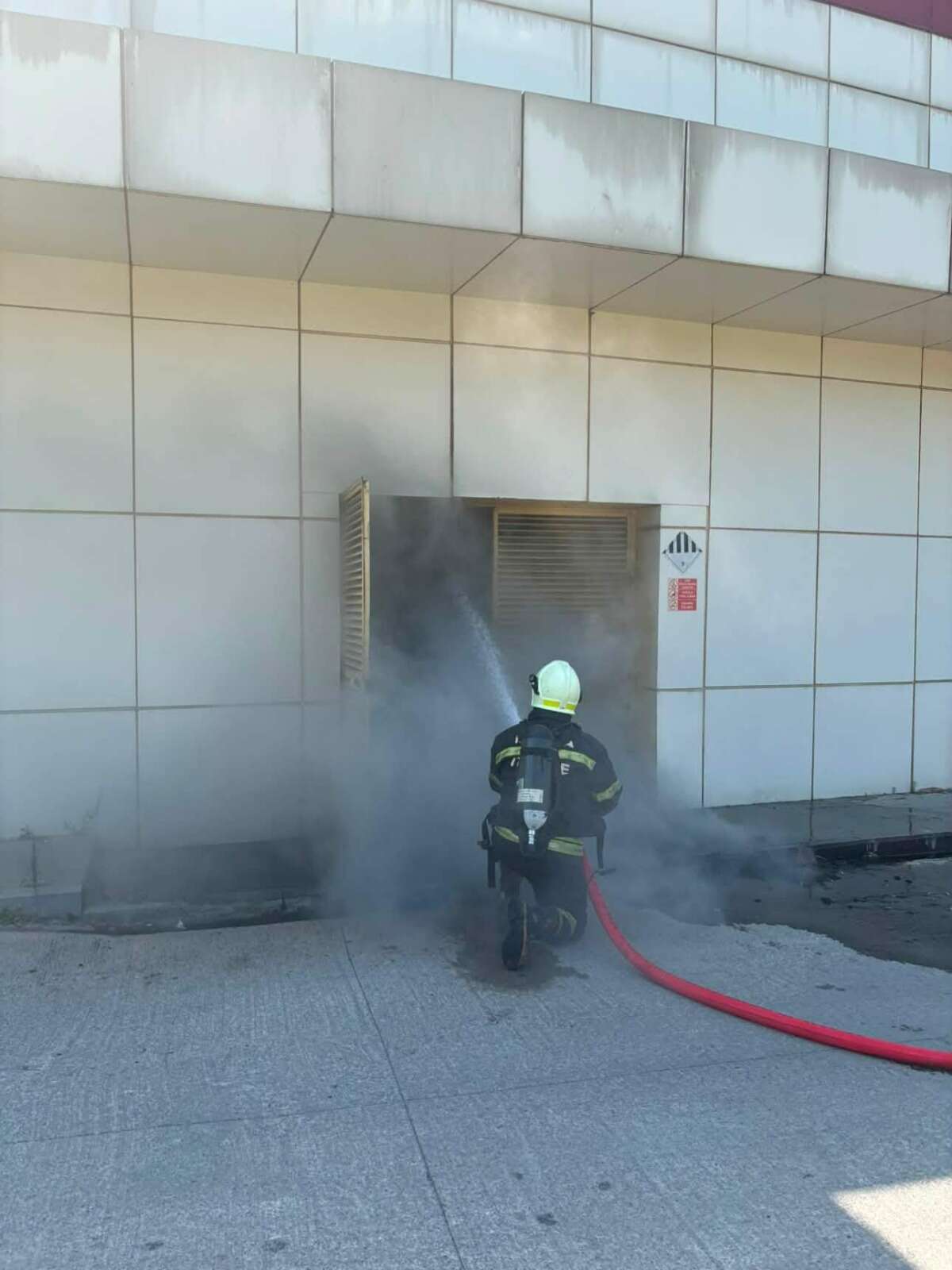 Muğla'da Hastanede Korkutan Yangın: Yoğun Bakım Hastaları Sevk Ediliyor 2